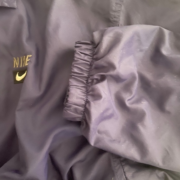 Vintage Nike Windbreaker 8-10 year old - Picture 5 of 9